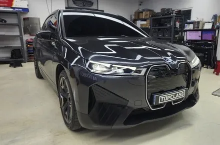 부천 BMW IX, 순정으로 M스포츠 그릴, 아이코닉 글로우까지 한 번에 시공 / 경기 김포