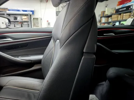 BMW 5시리즈(G30) M스포츠 동승석 워크인 디바이스로 시트 조절 편하게 하기 [부천 탑클래스] / 경기 부천