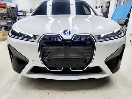 부천 BMW iX M60에 정품 아이코닉 글로우와 M70 스포츠 그릴 설치! / 경기 부천