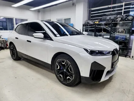 부천 BMW iX M60에 정품 아이코닉 글로우와 M70 스포츠 그릴 설치! / 경기 부천