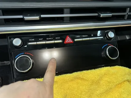 현대 디올뉴싼타페 MX5 액정보호필름 시공 (무광PPF를 이용한 지문방지, 저반사제품입니다!) / 부산, 기장, 양산