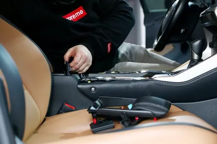 렉서스 NX300h 지에어 공기청정기 장착 (암레스트 일체형이라 부산말로 까리하지예?) / 부산, 기장, 양산