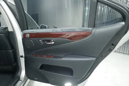 렉서스 LS460 실내 내장재 복원 작업 (내장재가 변색되어 버렸네요..) / 부산, 기장, 양산