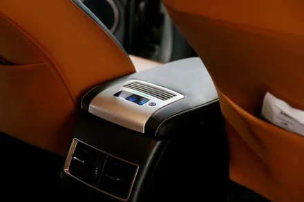 렉서스 NX300h 지에어 공기청정기 장착 (암레스트 일체형이라 부산말로 까리하지예?) / 부산, 기장, 양산