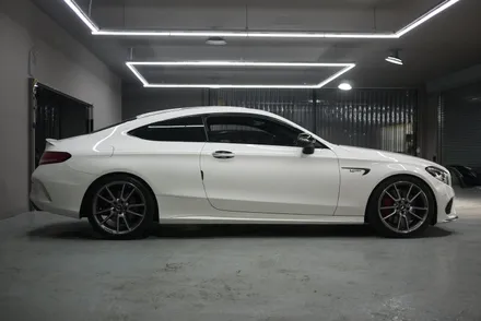 벤츠 C43 AMG 쿠페 포인트 랩핑 (흰차에 블랙랩핑지로 포인트를 살짝 줘볼까요?) / 부산, 기장, 양산
