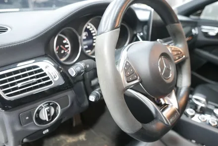 벤츠 CLS63AMG 광택 유리막코팅 그리고 실내클리닝 (판금도색 휠복원까지 한방에 시공 끝!) / 부산, 기장, 양산