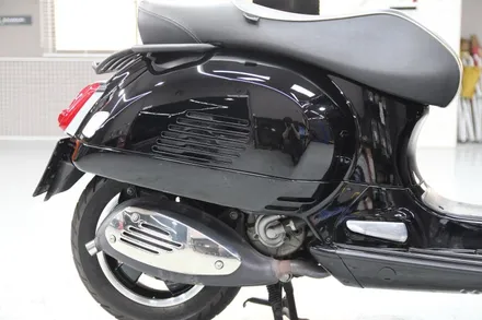 베스파 GTS300 부산 바이크광택 (유리막코팅은 덤으로~ 부분 PPF 까지~!) / 부산, 기장, 양산