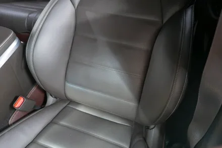 부산가죽시트이염복원 기아 스팅어 가죽시트 이염 복원 작업 / 부산, 기장, 양산