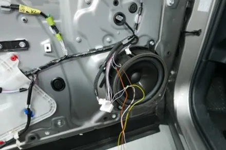 렉서스 UX250h 락폴딩 모듈 설치 (시동끄고 문잠그면 사이드미러 접혀주는거 당연한거 아닌가요?) / 부산, 기장, 양산