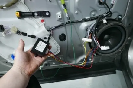 렉서스 UX250h 락폴딩 모듈 설치 (시동끄고 문잠그면 사이드미러 접혀주는거 당연한거 아닌가요?) / 부산, 기장, 양산