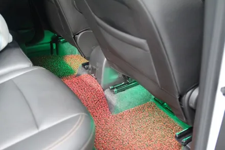 쉐보레 트랙스 RGB 풋등 (차량 실내가 심심하다구요? 댄싱라이트 레고레고~) / 부산, 기장, 양산