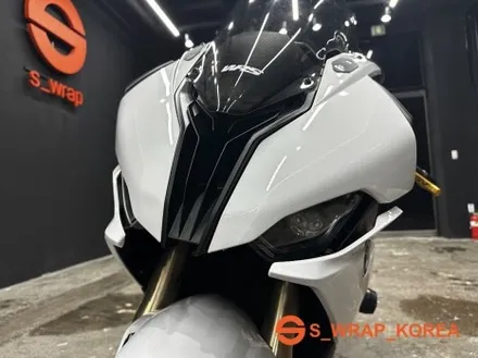 수원랩핑 - BMW S1000rr - 에스랩 탑클래스 필름 전체랩핑 / 영통구 원천동