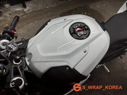 수원랩핑 - BMW S1000rr - 에스랩 탑클래스 필름 전체랩핑 / 영통구 원천동