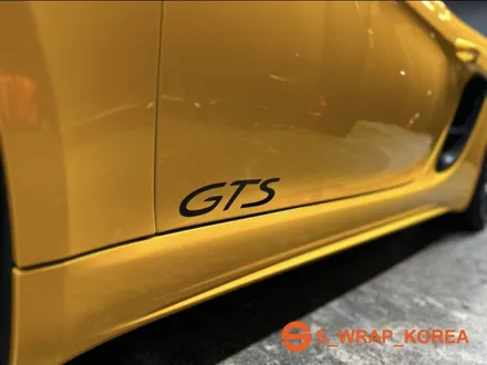 수원랩핑 - 718 박스터 GTS - 에스랩 리퀴드 옐로우 전체랩핑 / 영통구 원천동