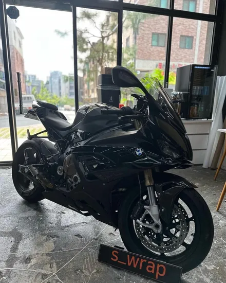 바이크랩핑 - BMW S1000rr - 크롬 랩핑 에스랩필름 시공 / 영통구 원천동