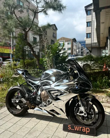 바이크랩핑 - BMW S1000rr - 크롬 랩핑 에스랩필름 시공 / 영통구 원천동