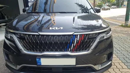 카니발 구형 KIA 엠블럼을 KN 신형 엠블럼으로 교체한 시공 후기