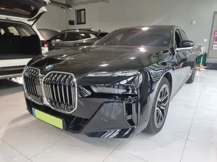 2025 BMW X7 뒷좌석 안드로이드모니터 리어모니터 설치
