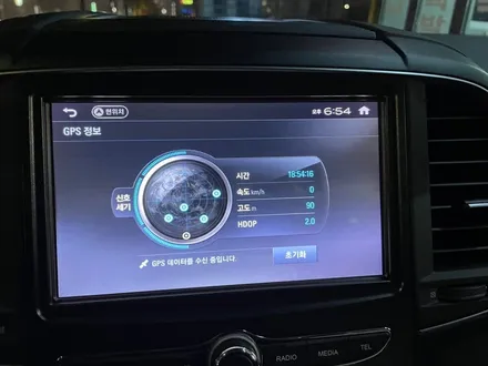 QM6 아이나비 M800 네비게이션 매립