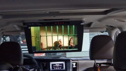 도요타 시에나 천정모니터 조수석 보조모니터 설치하기