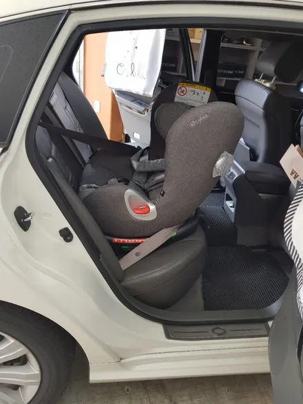 카시트고리개조 : 제네시스 뉴아트 아이소픽스 / 광주 북구