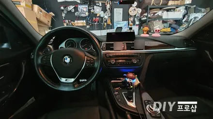 BMW 320D F30 스마트 엠비언트 라이트 무드등 RGB풋등 시공 대구 다이프로샵 / 대구 남산동