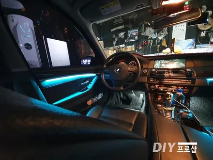 BMW F10 520D모델 엠비언트 라이트 무드등 시공 / 대구 남산동