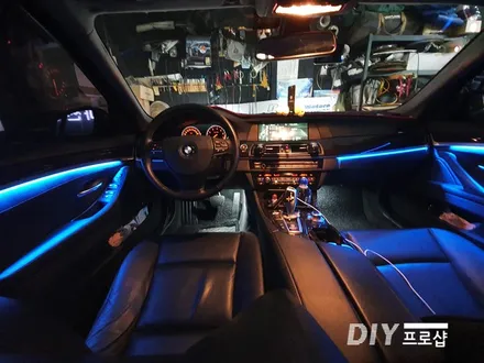 BMW F10 520D모델 엠비언트 라이트 무드등 시공 / 대구 남산동