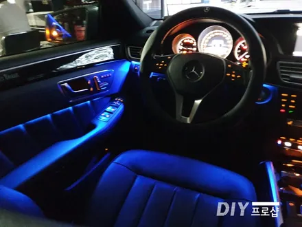 벤츠 W212 E220 엠비언트 라이트 무드등 실내무드조명 가변 RGB 대구 DIY프로샵 울산 경북 경남 부산 / 대구 남산동
