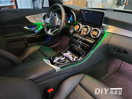 벤츠 W205 C클래스 DMX엠비언트 라이트 무드등 시공 비노출엠비언트 DMX대구대리점 다이프로샵 부산 울산 대전 경북 경남 / 대구 남산동