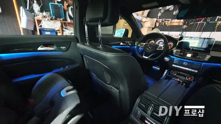 벤츠 CLS W218 모델 엠비언트 라이트 무드등 RGB 풀컬러 제품 업그레이드 / 대구 남산동