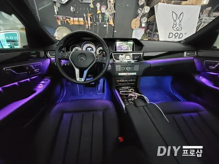 벤츠 E클래스 W 212 비노출 엠비언트 라이트 무드등 풋등 시공 대구 다이프로샵 경남 부산 울산 대전 / 대구 남산동