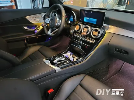 벤츠 W205 C클래스 DMX엠비언트 라이트 무드등 시공 비노출엠비언트 DMX대구대리점 다이프로샵 부산 울산 대전 경북 경남 / 대구 남산동