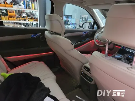 제네시스 GV80 순정 엠비언트 라이트 무드등 풋등 시공 대구 다이프로샵 대전 부산 울산 경남 경북 / 대구 남산동