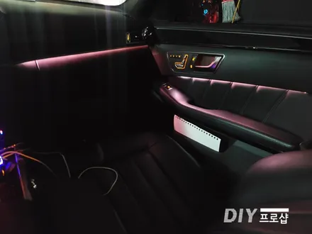 벤츠 W212 E클래스 순정 연동 엠비언트 라이트 무드등 광량 업그레이드 대구 다이프로샵 경북 경남 부산 울산 대전 / 대구 남산동