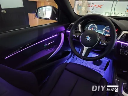 BMW 320D 3시리즈 순정 엠비언트 라이트 무드등 풋등 시공 대구 다이프로샵 부산 남양주 광주 용인 포천 거제 / 대구 남산동