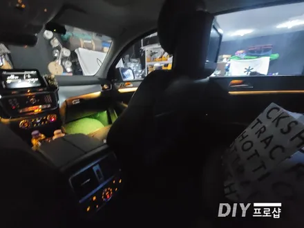 벤츠 GLE 쿠페 엠비언트 라이트 무드등 풋등 시공 대구 다이프로샵 부산 울산 대전 경북 경남 / 대구 남산동
