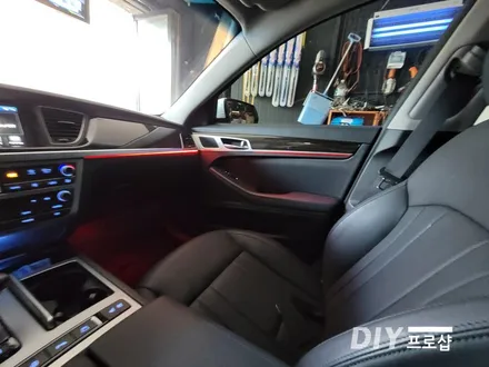 제네시스 DH G80 엠비언트 라이트 무드등 풋등 시공 대구 다이프로샵 경남 경북 울산 부산 / 대구 남산동
