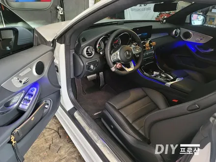벤츠 W205 C클래스 DMX엠비언트 라이트 무드등 시공 비노출엠비언트 DMX대구대리점 다이프로샵 부산 울산 대전 경북 경남 / 대구 남산동