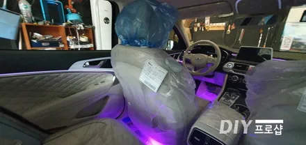 제네시스 G70 엠비언트 무드등 엠비언트 라이트 시공 대구엠비언트 무드등 전문시공업체 다이프로샵 / 대구 남산동