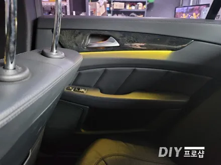 벤츠 CLS W218 엠비언트 라이트 무드등 풋등 시공 대구 다이프로샵 경북 경남 대전 울산 부산 / 대구 남산동