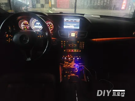벤츠 W212 E클래스 순정 연동 엠비언트 라이트 무드등 광량 업그레이드 대구 다이프로샵 경북 경남 부산 울산 대전 / 대구 남산동