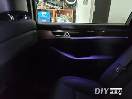 제네시스 DH G80 엠비언트 라이트 무드등 풋등 시공 대구 다이프로샵 경남 경북 울산 부산 / 대구 남산동