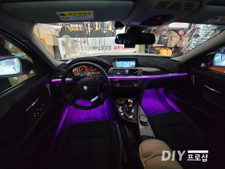 BMW 320D 3시리즈 엠비언트 라이트 무드등 풋등 시공 대구 다이프로샵 경북 경남 부산 울산 / 대구 남산동