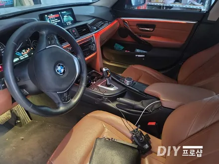 BMW F32 420D 엠비언트 라이트 무드등 풋등 시공 대구 다이프로샵 울산 대전 경북 경남 부산 / 대구 남산동