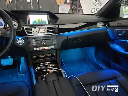 벤츠 E클래스 W 212 비노출 엠비언트 라이트 무드등 풋등 시공 대구 다이프로샵 경남 부산 울산 대전 / 대구 남산동