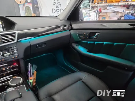 벤츠 W212 DMX엠비언트 라이트 무드등 풋등 시공 대구 다이프로샵 울산 대전 경북 경남 부산 / 대구 남산동