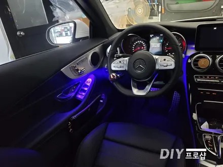 벤츠 W205 C클래스 DMX엠비언트 라이트 무드등 시공 비노출엠비언트 DMX대구대리점 다이프로샵 부산 울산 대전 경북 경남 / 대구 남산동