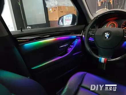 BMW F10 520D 레인보우 엠비언트 라이트 무드등 실내튜닝 실내조명등 / 대구 남산동