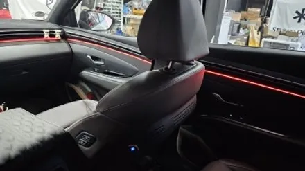 투싼 NX4 순정연동 엠비언트 라이트 실내무드등 시공 (대구 경북 경남 울산 부산 거제 광주) / 대구 남산동